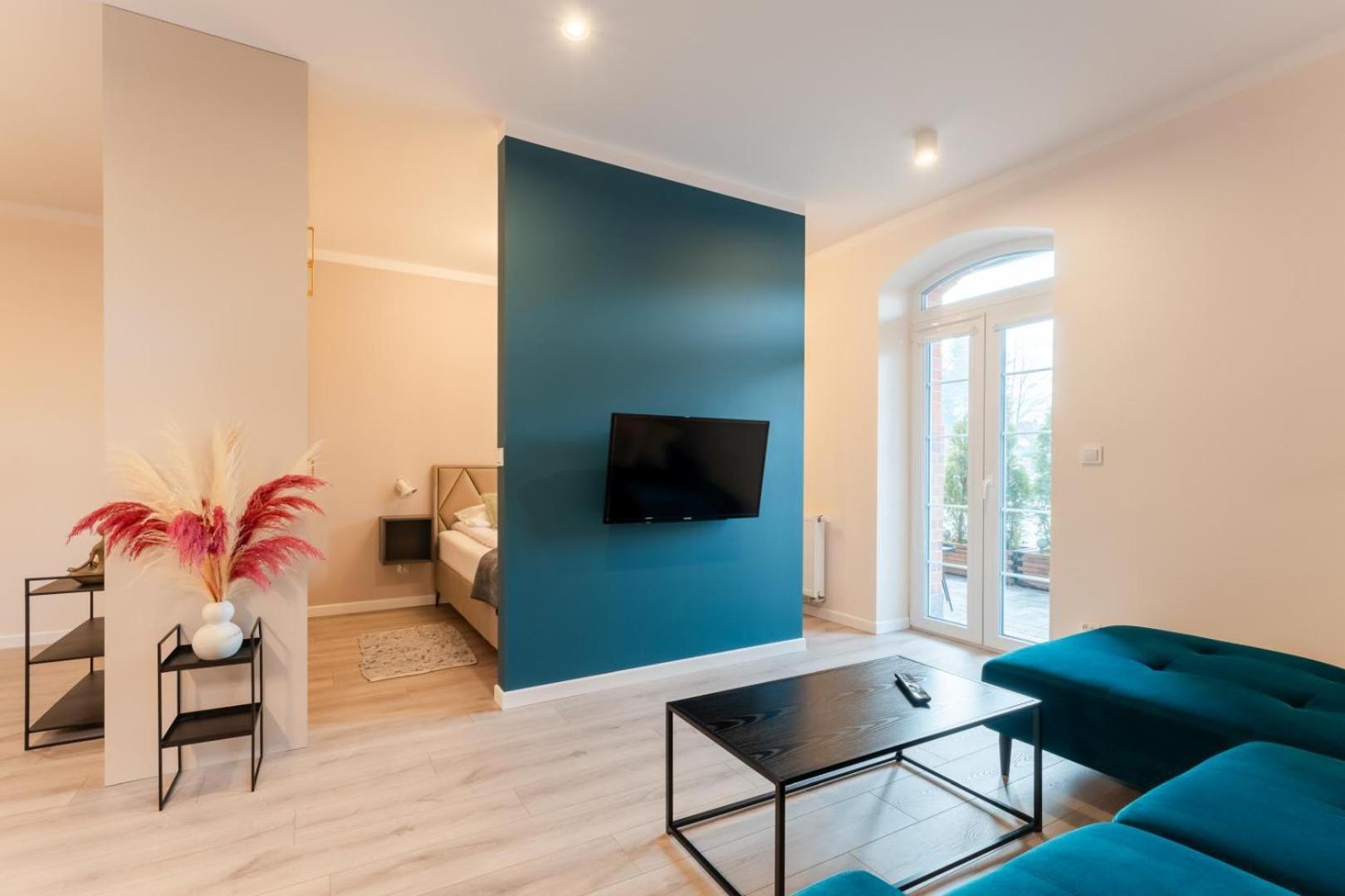 Apartament Smile - Z Prywatnym Monitorowanym Parkingiem By Spaceapart Jelenia Góra Eksteriør bilde