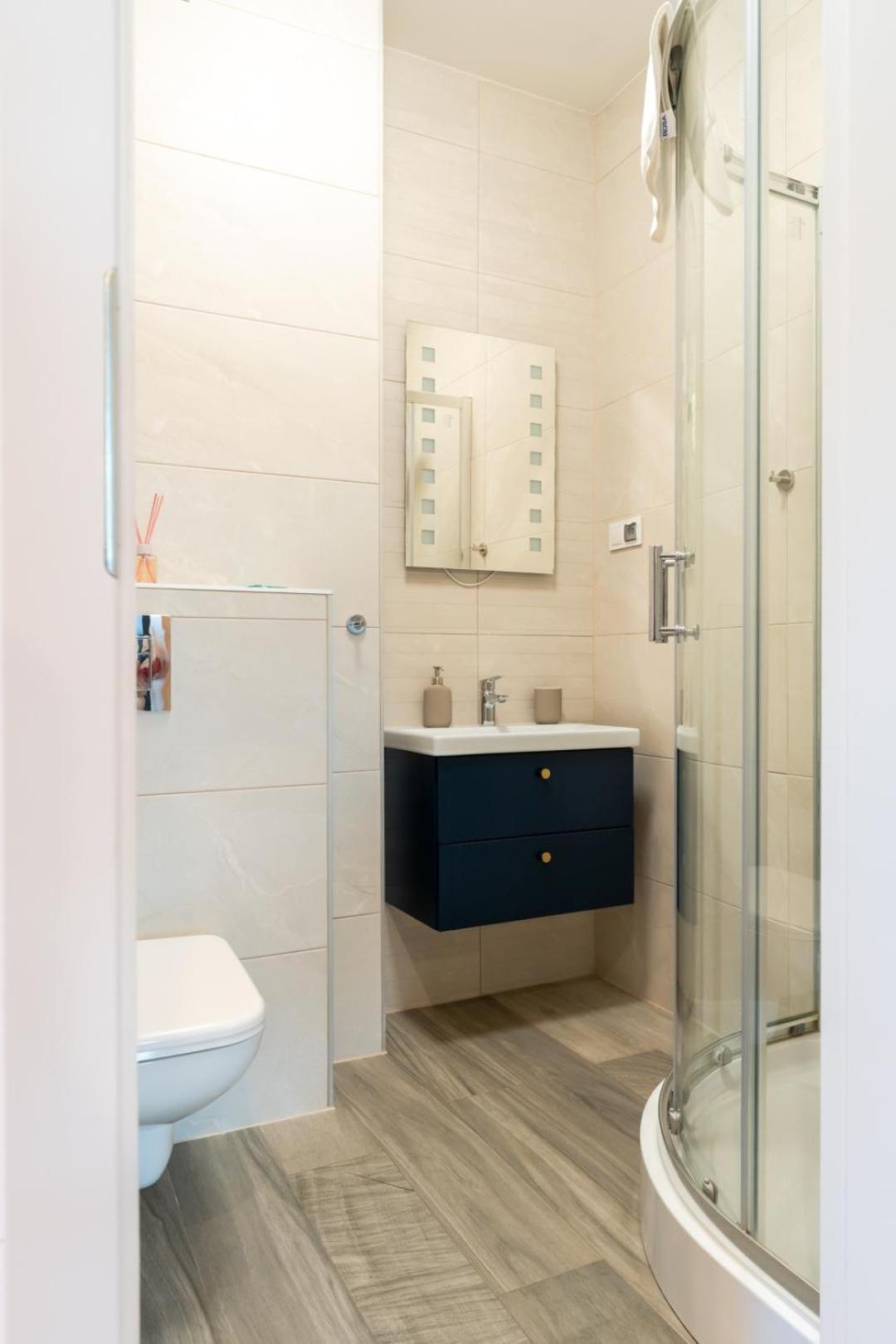 Apartament Smile - Z Prywatnym Monitorowanym Parkingiem By Spaceapart Jelenia Góra Eksteriør bilde