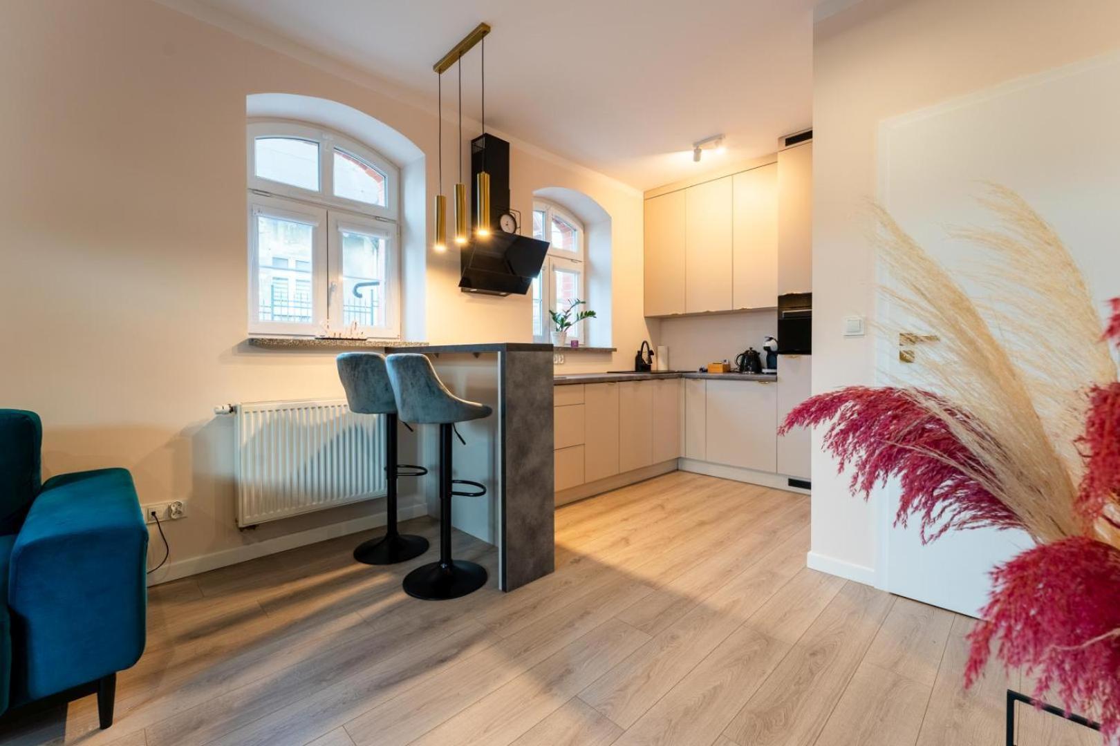 Apartament Smile - Z Prywatnym Monitorowanym Parkingiem By Spaceapart Jelenia Góra Eksteriør bilde